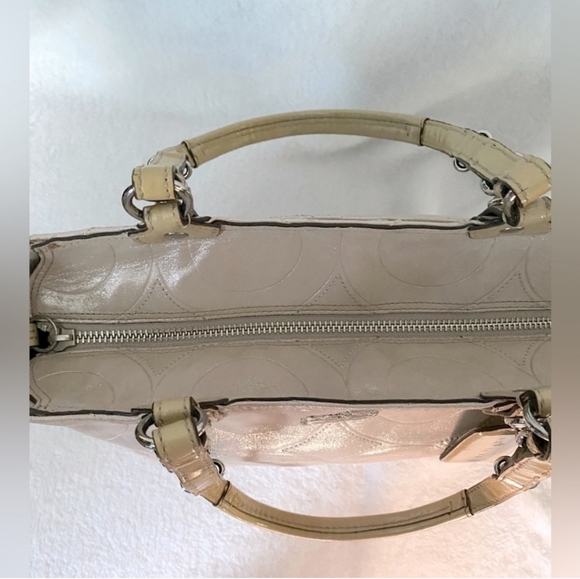 Coach Mia EUC Embossed Leather Shimmer Zip Tote - Picture 8 of 9